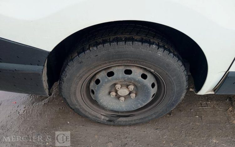 RENAULT TRAFIC III Fourgon L1H1 1000 1.6 dCi 16V Energy 125 cv – DIESEL – ANNEE 2018 BLANC FC-090-PV