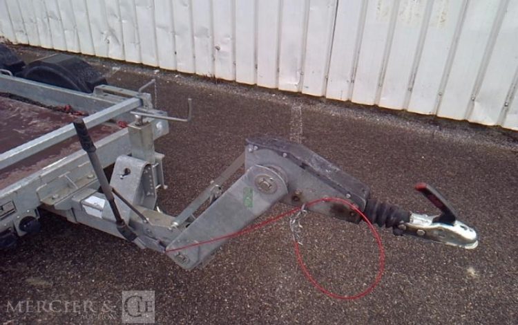 HUBIERE REMORQUE PORTE ENGIN 2 ESSIEUX PTAC 2T5 ALU FD-703-QG
