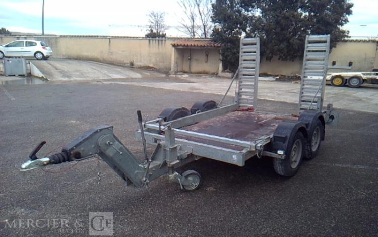 HUBIERE REMORQUE PORTE ENGIN 2 ESSIEUX PTAC 2T5 ALU FD-703-QG