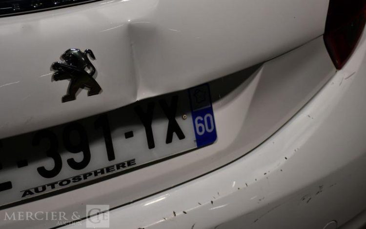 PEUGEOT 208 1.2 PURETECH 70ch LIKE BLANC FE-391-YX