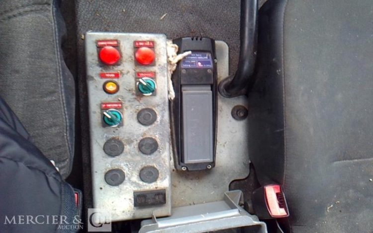 RENAULT MASTER FOREUSE GRUE D12 RISA  FF-224-PB