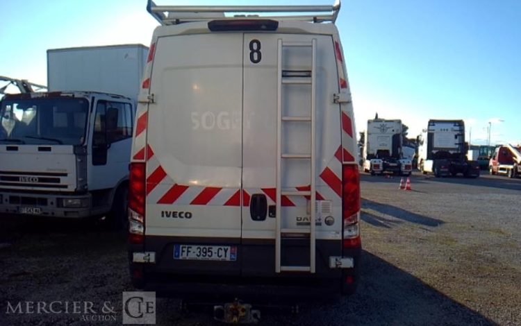IVECO 35-140 FOURGON BLANC FF-395-CY
