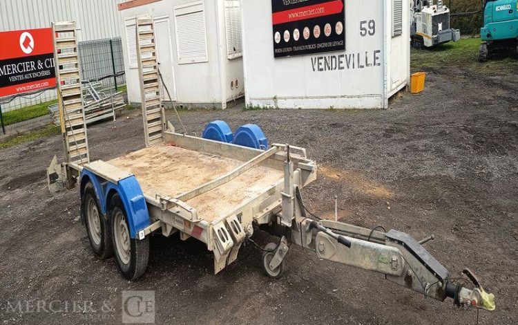 HUBIERE REMORQUE PORTE ENGIN 2 ESSIEUS – PTAC : 3,5 TONNES –  FG-954-HQ