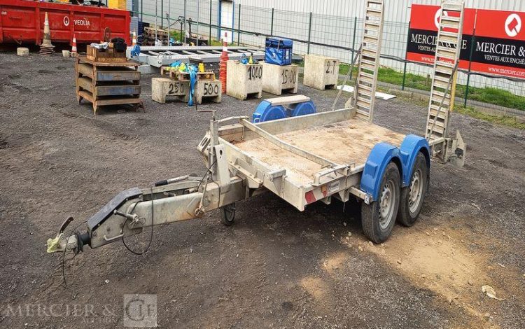 HUBIERE REMORQUE PORTE ENGIN 2 ESSIEUS – PTAC : 3,5 TONNES –  FG-954-HQ