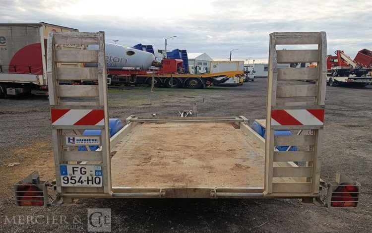 HUBIERE REMORQUE PORTE ENGIN 2 ESSIEUS – PTAC : 3,5 TONNES –  FG-954-HQ