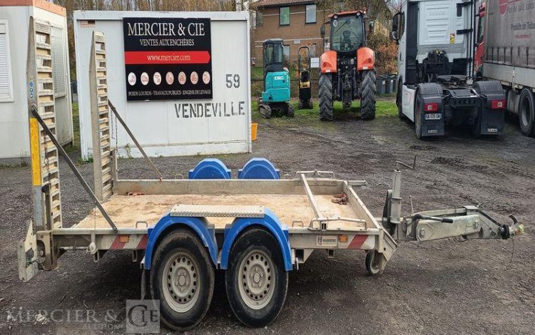 HUBIERE REMORQUE PORTE ENGIN 2 ESSIEUS – PTAC : 3,5 TONNES –  FG-954-HQ