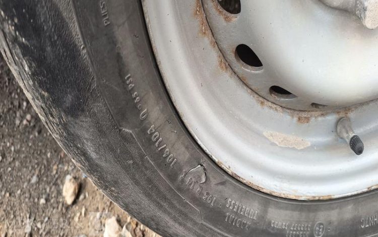 HUBIERE REMORQUE PORTE ENGIN 2 ESSIEUS – PTAC : 3,5 TONNES –  FG-954-HQ