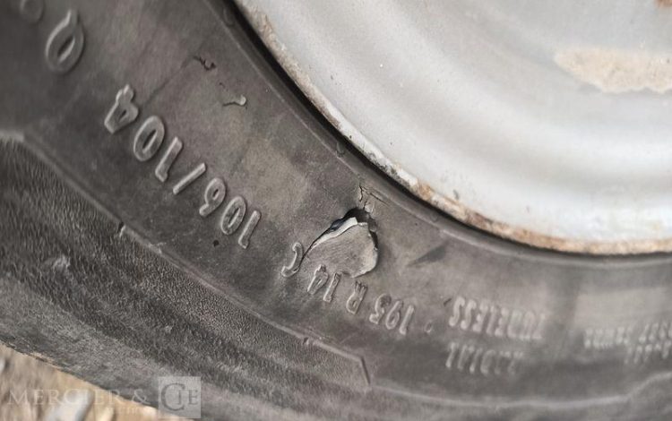 HUBIERE REMORQUE PORTE ENGIN 2 ESSIEUS – PTAC : 3,5 TONNES –  FG-954-HQ