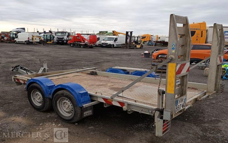 HUBIERE REMORQUE PORTE ENGIN – 2 ESSIEUS – PTAC : 3,5 TONNES  FH-897-WK