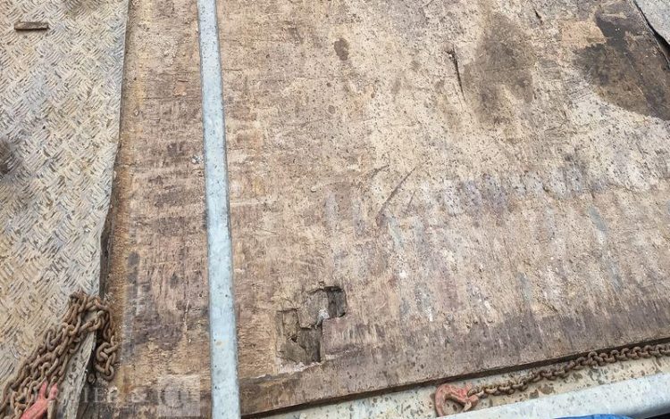 HUBIERE REMORQUE PORTE ENGIN – 2 ESSIEUS – PTAC : 3,5 TONNES  FH-897-WK