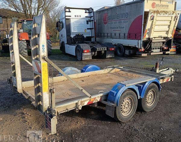 HUBIERE REMORQUE  PORTE ENGIN – PTAC : 3,5 TONNES  FH-995-WK