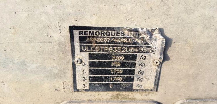 HUBIERE REMORQUE  PORTE ENGIN – PTAC : 3,5 TONNES  FH-995-WK