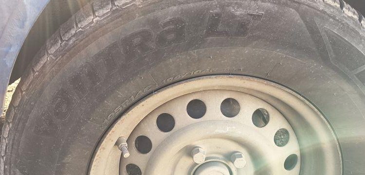 HUBIERE REMORQUE  PORTE ENGIN – PTAC : 3,5 TONNES  FH-995-WK