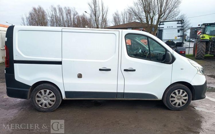 RENAULT TRAFIC GCF L1H1 1200 DCI 120 BLANC FK-189-LJ
