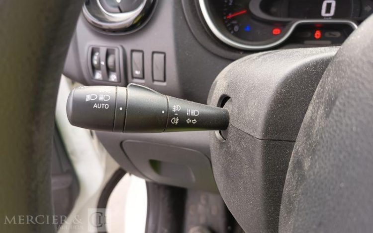 RENAULT TRAFIC GCF L1H1 1200 DCI 120 BLANC FK-189-LJ