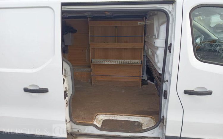 RENAULT TRAFIC GCF L1H1 1200 DCI 120 BLANC FK-189-LJ