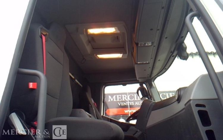 RENAULT PORTEUR T380 DTI11 BACHE HAYON 4X2 PTAC 19T GRIS FM-502-BD