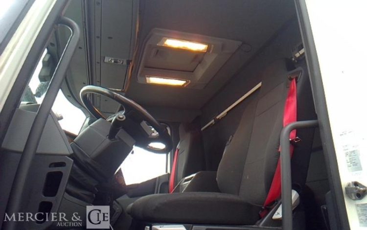 RENAULT PORTEUR T380 DTI11 BACHE HAYON 4X2 PTAC 19T GRIS FM-502-BD