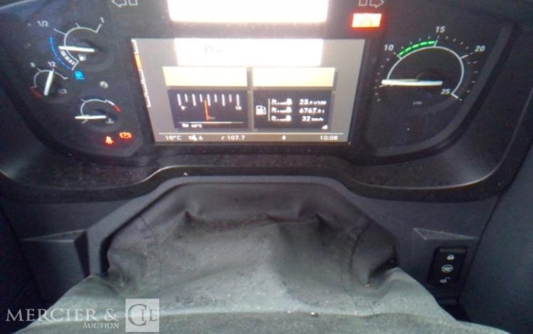 RENAULT PORTEUR T380 DTI11 BACHE HAYON 4X2 PTAC 19T GRIS FM-502-BD