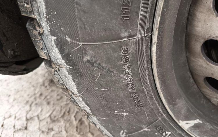 IVECO DAILY VI 35S16 2,3 D 16 V HI-MATIC 156 CV- DIESEL – 100844 KMS – ANNEE 2019 BLANC FM-926-QY