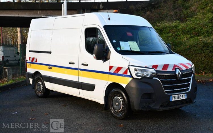 RENAULT MASTER F3500 L2H2 2.3 DCI 150ch GRAND CONFORT BLANC FR-983-NY