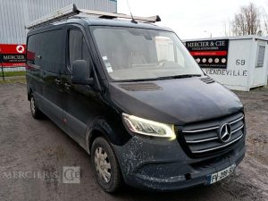 MERCEDES SPRINTER 214CDI 2.2 D 143ch – DIESEL – 346986 KMS – ANNEE 2020 BLANC FV-299-SJ