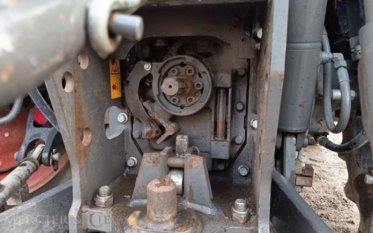 CLAAS TRACTEUR ARION 420 AVEC CHARGEUR FRONTAL MX A110 – 2570 HEURES ANNEE 2020  FW-334-GW