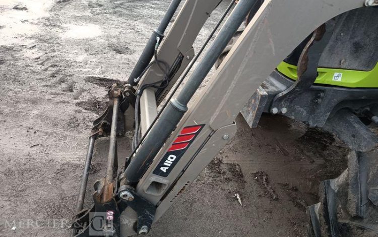 CLAAS TRACTEUR ARION 420 AVEC CHARGEUR FRONTAL MX A110 – 2570 HEURES ANNEE 2020  FW-334-GW