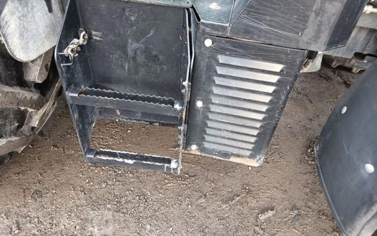 CLAAS TRACTEUR ARION 420 AVEC CHARGEUR FRONTAL MX A110 – 2570 HEURES ANNEE 2020  FW-334-GW