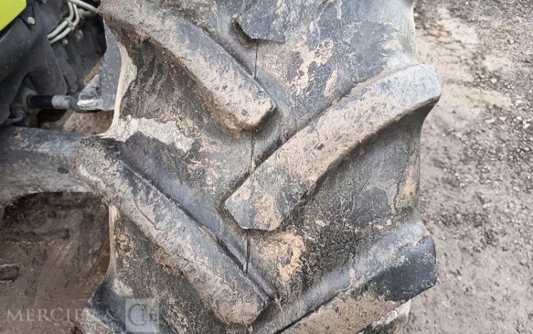 CLAAS TRACTEUR ARION 420 AVEC CHARGEUR FRONTAL MX A110 – 2570 HEURES ANNEE 2020  FW-334-GW