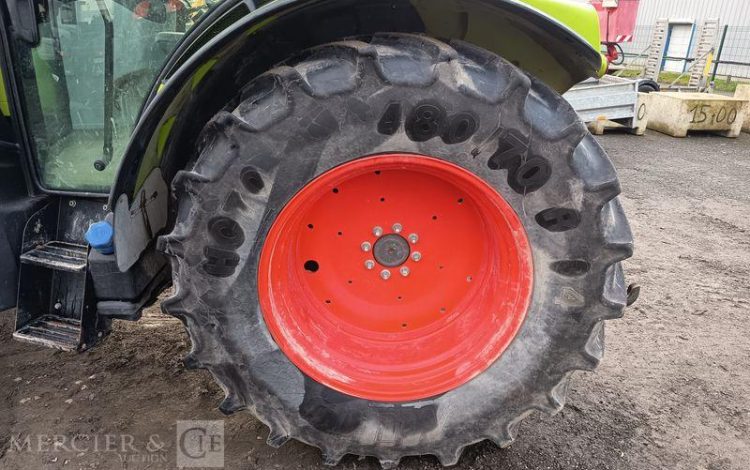 CLAAS TRACTEUR ARION 420 AVEC CHARGEUR FRONTAL MX A110 – 2570 HEURES ANNEE 2020  FW-334-GW