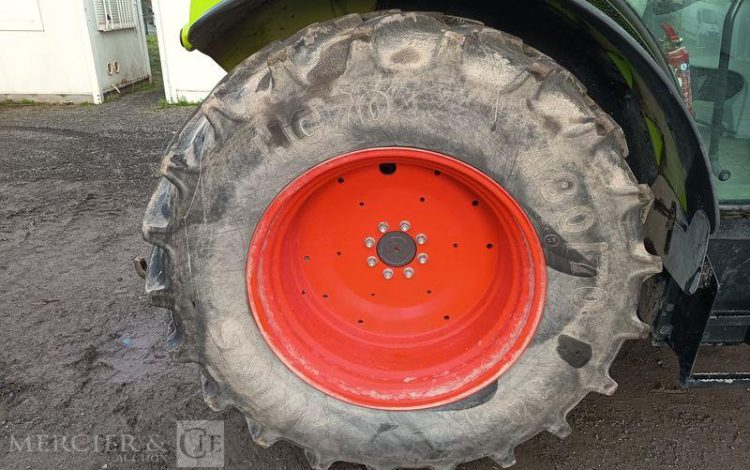 CLAAS TRACTEUR ARION 420 AVEC CHARGEUR FRONTAL MX A110 – 2570 HEURES ANNEE 2020  FW-334-GW