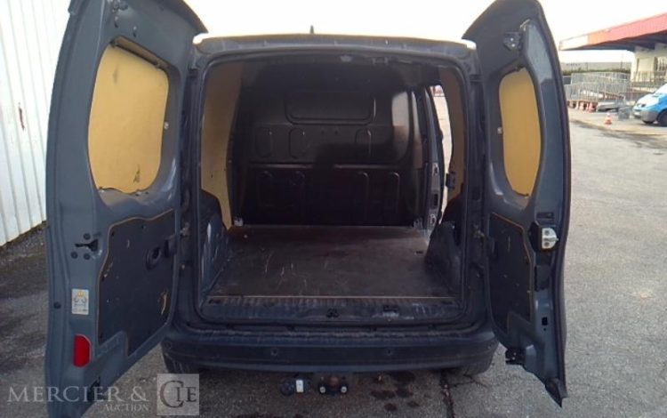 NISSAN NV250 GRIS FY-190-BF