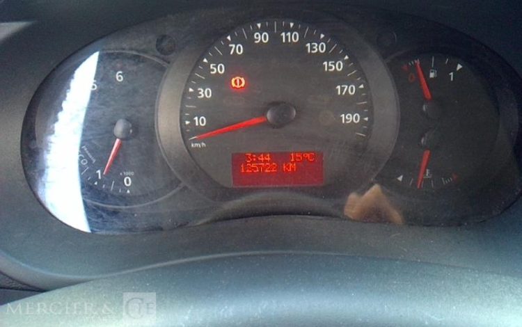 NISSAN NV250 GRIS FY-190-BF