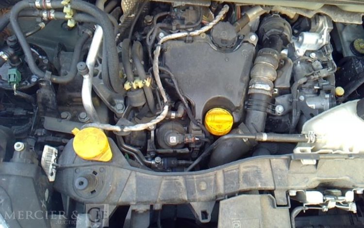 NISSAN NV250 GRIS FY-190-BF