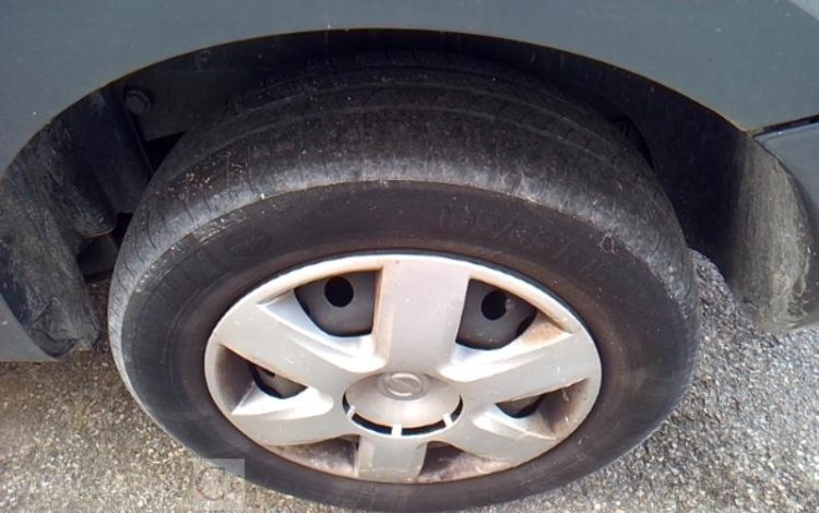 NISSAN NV250 GRIS FY-190-BF