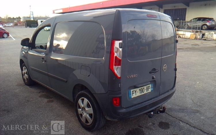 NISSAN NV250 GRIS FY-190-BF