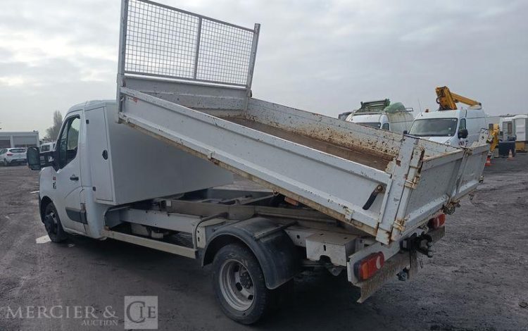 RENAULT MASTER BENNE AVEC COFFRE ACIER DIESEL  FY-381-VM
