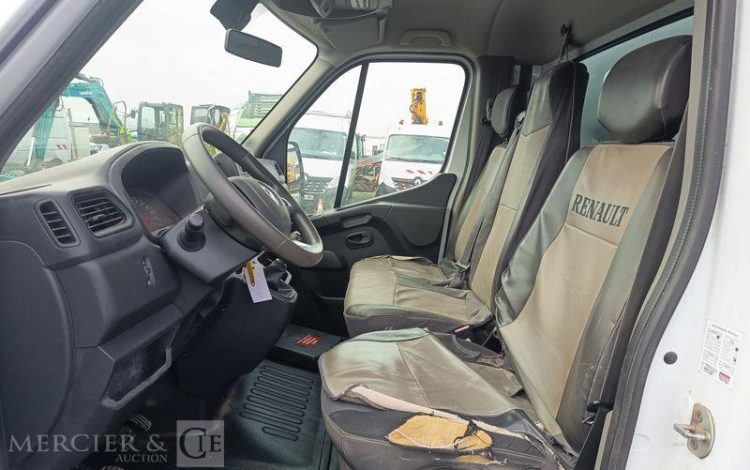 RENAULT MASTER BENNE AVEC COFFRE ACIER DIESEL  FY-381-VM