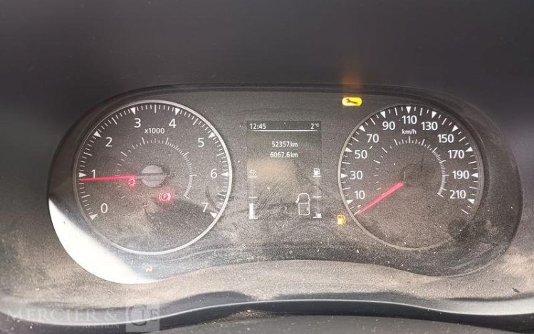 RENAULT MASTER BENNE AVEC COFFRE ACIER DIESEL  FY-381-VM