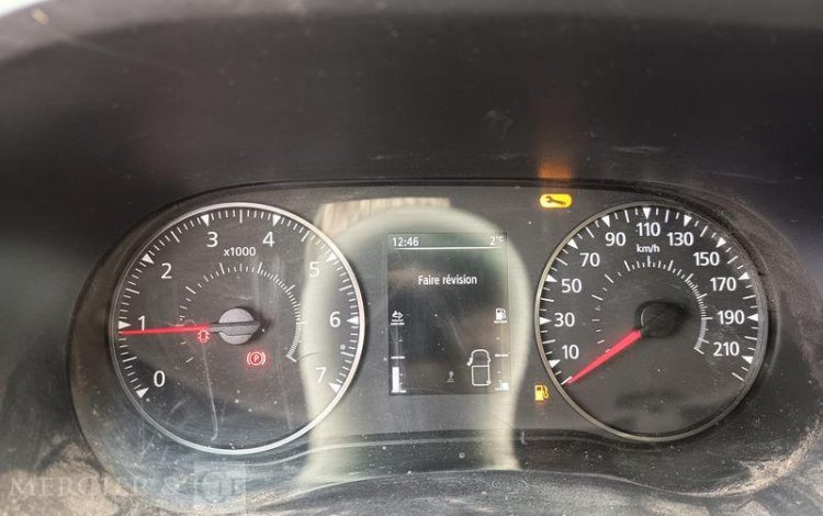 RENAULT MASTER BENNE AVEC COFFRE ACIER DIESEL  FY-381-VM