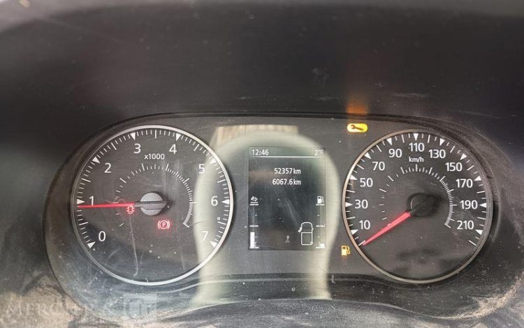 RENAULT MASTER BENNE AVEC COFFRE ACIER DIESEL  FY-381-VM