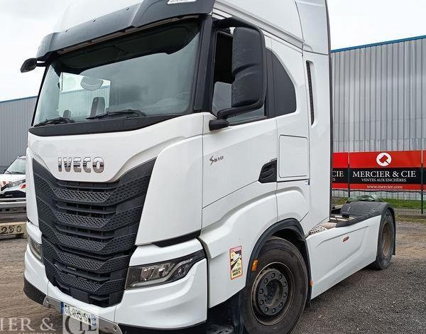 IVECO S WAY 510 – DIESEL – PTRA : 44 TONNES – 303381 KMS – ANNEE 2021  GA-035-SW