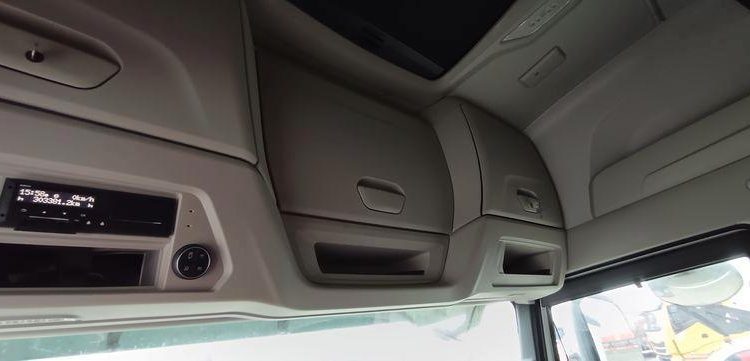 IVECO S WAY 510 – DIESEL – PTRA : 44 TONNES – 303381 KMS – ANNEE 2021  GA-035-SW