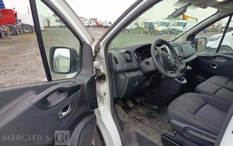 RENAULT TRAFIC GCF L1H1 1200 DCI 120 BLANC GA-950-XR