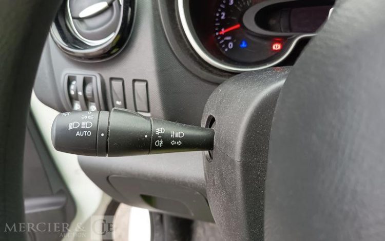 RENAULT TRAFIC GCF L1H1 1200 DCI 120 BLANC GA-950-XR