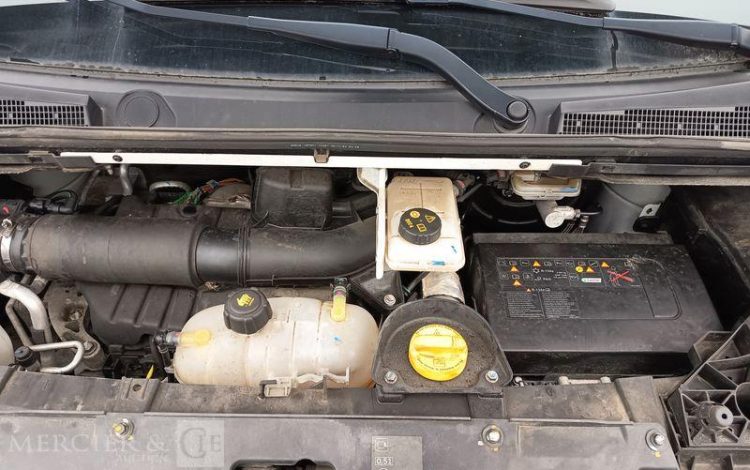 RENAULT TRAFIC GCF L1H1 1200 DCI 120 BLANC GA-950-XR