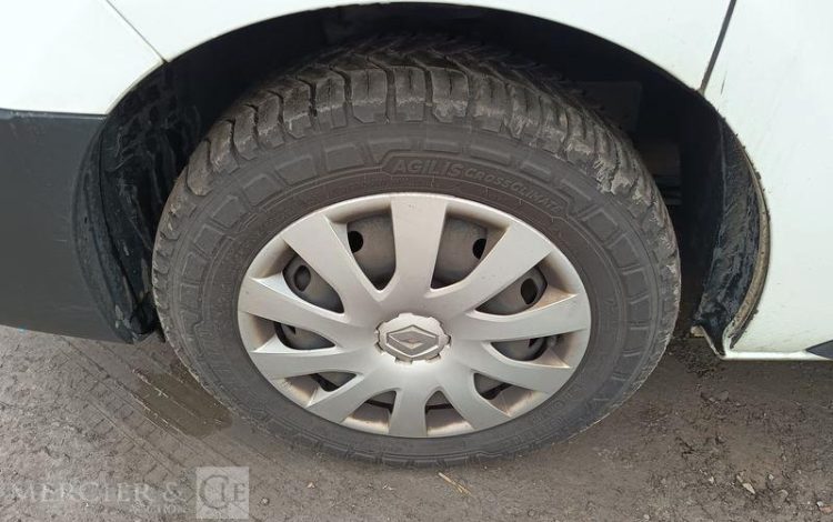 RENAULT TRAFIC GCF L1H1 1200 DCI 120 BLANC GA-950-XR