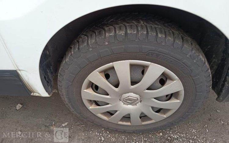 RENAULT TRAFIC GCF L1H1 1200 DCI 120 BLANC GA-950-XR