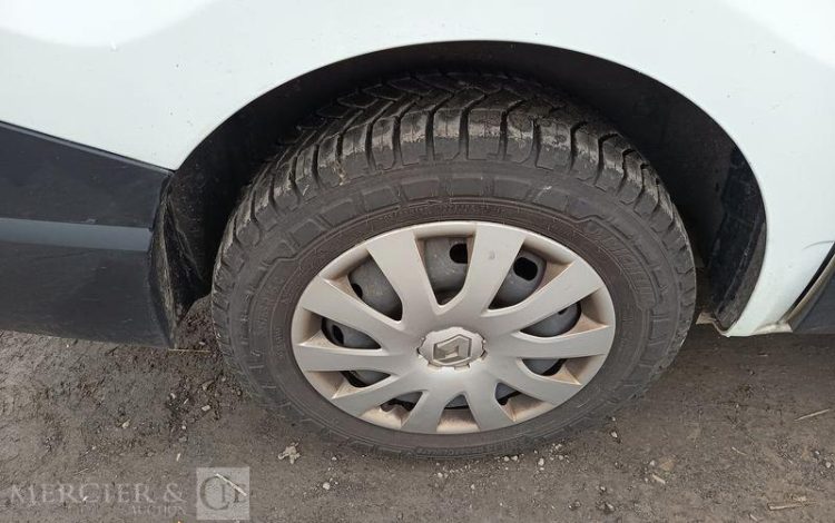 RENAULT TRAFIC GCF L1H1 1200 DCI 120 BLANC GA-950-XR